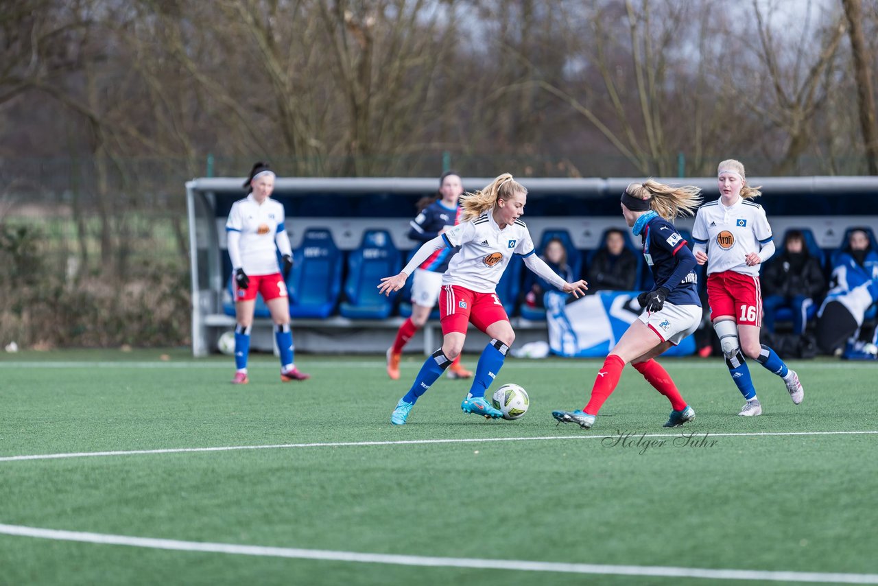 Bild 83 - wBJ HSV - F Holstein Kiel : Ergebnis: 0:6